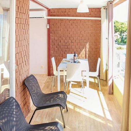 2 Bedroom Pet Friendly Apartment In Аликанте Екстериор снимка