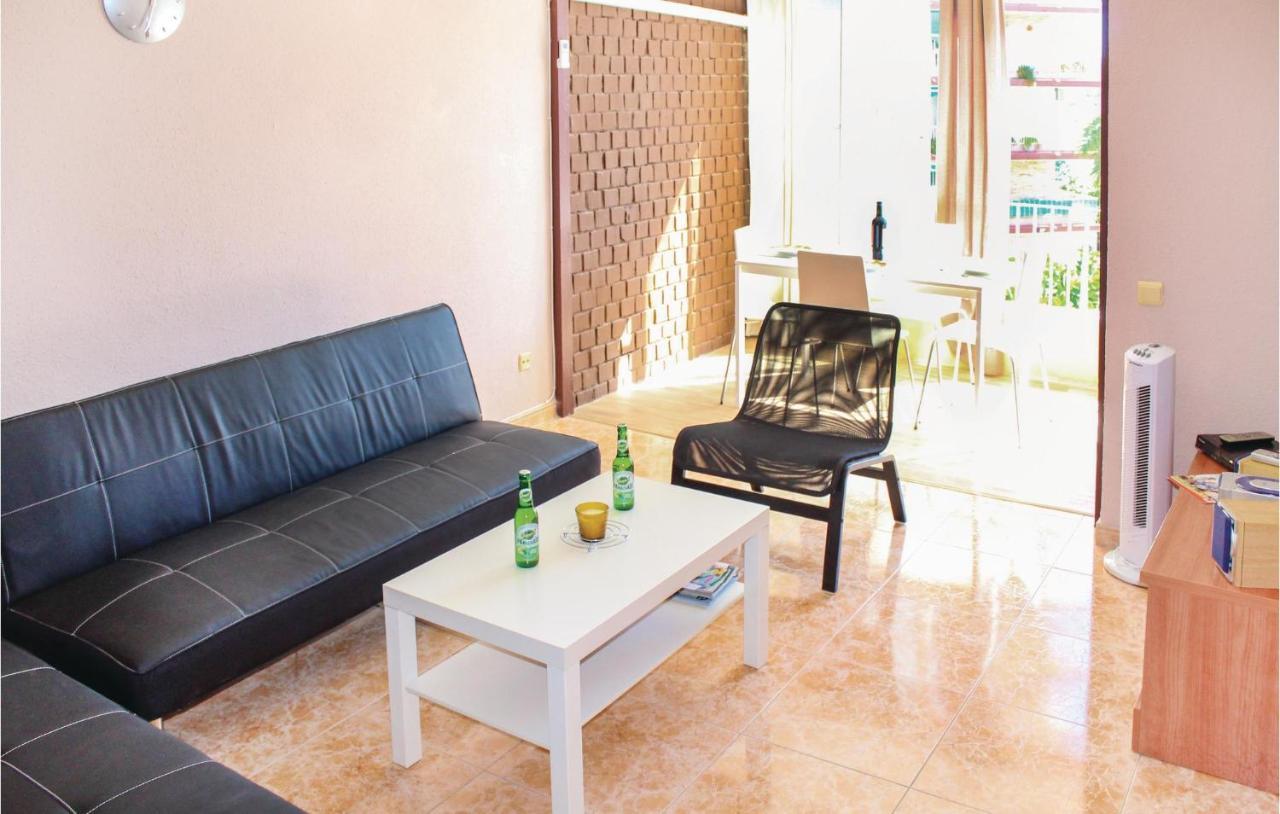 2 Bedroom Pet Friendly Apartment In Аликанте Екстериор снимка